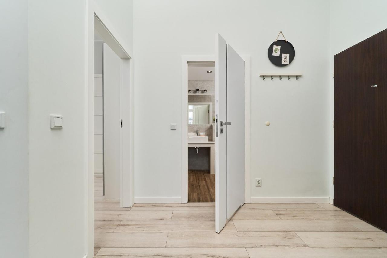 Architektow Avenue Apartment Free Parking By Noclegi Renters Breslau Exterior foto